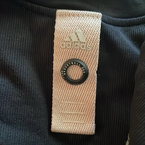 Adidas Day One woman’s basketball compression set - Picture 2 of 8